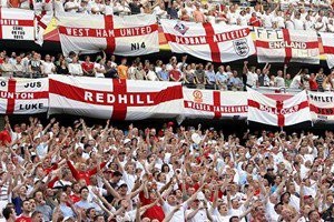 انجلترا لا تواجه عقوبات بعد شغب الجماهير في ليل