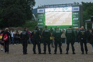 الشرطة الألمانية تمنع بعض الجماهير من عبور الحدود مع فرنسا