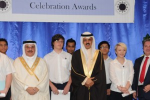 وزير التربية يرعى حفل تخريج الطلبة ذوي الاحتياجات الخاصة بأكاديمية الأطفال