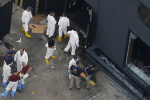 مهاجم أورلاندو اتصل بالشرطة وبقناة تلفزيونية خلال الهجوم القاتل في ملهى المثليين