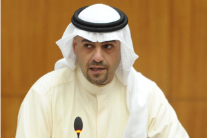 الصالح: ضريبة القيمة المضافة ستطبّق على السلع الكمالية.. واجتماع خليجي في أكتوبر للتوقيع عليها