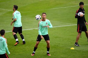 لقاء النمسا فرصة رونالدو والبرتغال لتحسين الصورة