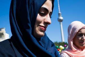 مدينة ألمانية تسلم طائفتين مسلمتين قطع أراضٍ مجاناً لإقامة مساجد عليها