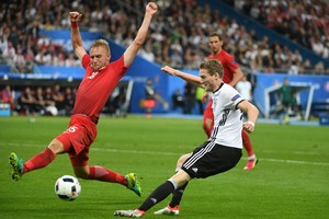 الإعلام الألماني يطالب 'المانشافت' بتطوير مستواه