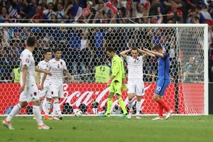 ألبانيا تتسلح بالأمل الأخير ورومانيا تسعى للانتفاض في يورو 2016