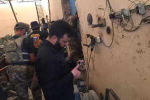 العثور على أكبر معمل 'داعشي' لتفخيخ السيارات وصنع الصواريخ وسط الفلوجة