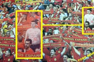 مشجع 'كفيف' يشجع إسبانيا في اليورو من المدرجات... ما قصته؟!