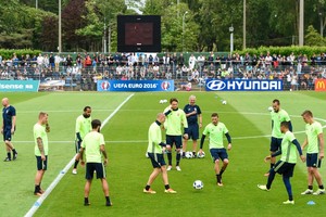 المنتخب السويدي يجري تدريبه بدون ابراهيموفيتش وكالستروم