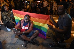 عشرات الحقوقيين المغاربة يتظاهرون احتجاجا على 'تراجعات' في حقوق المرأة