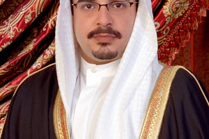 ولي العهد يهنئ الشباب البحريني بتنظيمه المثالي لسباق باكو للفورمولا 1