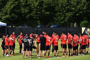 منتخب تشيلي يغلق ملف المكسيك ويركز على مواجهة كولومبيا