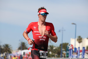 فريق البحرين للتحمل 13 على منصات التتويج في بطولات عالمية