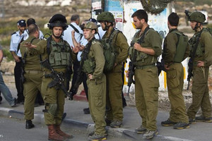 مقتل فلسطيني وإصابة اثنين آخرين برصاص الجيش الاسرائيلي في الضفة الغربية