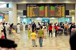 دبلوماسي: وقف الرحلات الأميركية والأوروبية من وإلى مطار الكويت تشل حركة المسافرين