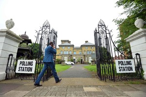 البريطانيون يصوتون على عضوية الاتحاد الأوروبي بعد حملة صعبة ومريرة