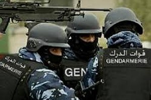 الأردن: إصابة 3 من قوات الدرك بأعيرة نارية جنوب عمان