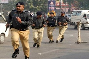 مقتل وإصابة 28 شخصاً جراء انفجار في باكستان