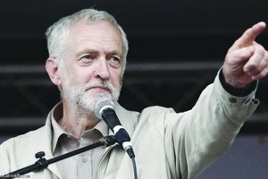 زعيم 'العمال' البريطاني: أنا في مكاني