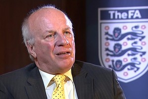 دايك يتوقع زيادة أعداد اللاعبين البريطانيين في الدوري الإنجليزي بعد استفتاء بريكسيت