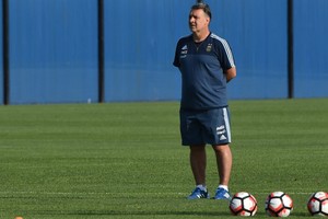 مارتينو يتربص باللقب الأول في ثالث نهائي على التوالي بكوبا أميركا