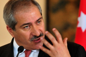 وزير خارجية الأردن يصل إلى القاهرة لبحث تطورات المنطقة