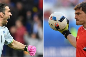 بوفون وكاسياس: بطلان بمصيرين متناقضين في يورو 2016