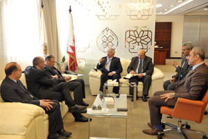 رئيس جامعة البحرين يبحث مع ممثلي هيئات الأمم المتحدة تطوير التعاون