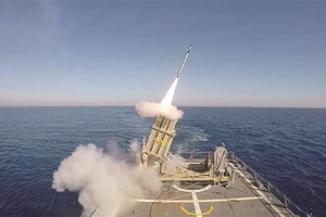 الجيش الاميركي يجري تجربة على منظومة القبة الحديدية لاعتراض الصواريخ