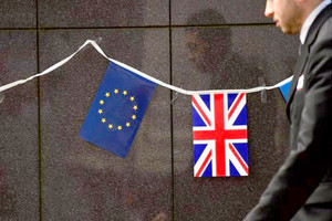 الكويت والسعودية وقطر تدفع ثمن خروج بريطانيا من الأوروبي