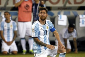 الرئيس الأرجنتيني... ميسي 'هدية من الله'