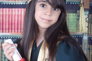 مبروك التفوق  والتخرج لـ 'زينب'