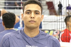 'المعد حسين حبيب' ينضم رسميّاً إلى 'طائرة الأهلي'