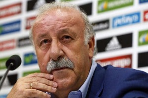 دل بوسكي يستقيل من تدريب منتخب اسبانيا