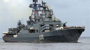 أميركا تقول إن سفينة حربية روسية رفعت إشارة خاطئة في حادث بالبحر المتوسط