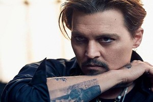 كيف حصد جوني ديب 11.5 مليون دولار في مزاد؟