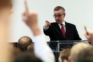 غوف: أريد أن أصبح رئيسا لوزراء بريطانيا لتغييرها