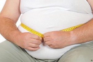 دراسة: إصابة الأب بالسمنة قد تؤدي لإصابة الأطفال بسرطان الثدي