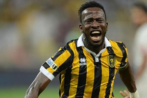 'اتحاد جدة' يمدد عقد فهد المولد لعامين