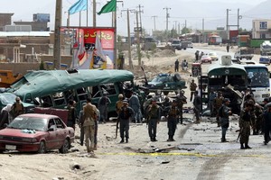 مقتل اثنين وإصابة آخرين في هجوم انتحاري شرق أفغانستان