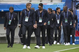 شارات ايطالية سوداء في مواجهة ألمانيا