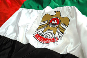 الإمارات تستدعي نائب السفيرة الأميركية إثر تعرض إماراتي يرتدي الزي الوطني لمعاملة تعسفية