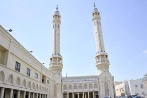 طقس اليوم حار ومغبر أحياناً مع تصاعد الأتربة