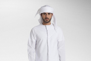 الإمارات تنصح مواطنيها عدم ارتداء 'الكندورة' في الخارج