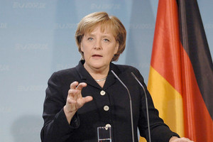 ميركل تشارك في 'حوار بطرسبرج للمناخ' ببرلين