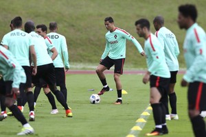 كأس اوروبا 2016: هل ينتهي 'الزحف' البرتغالي على يد ويلز؟