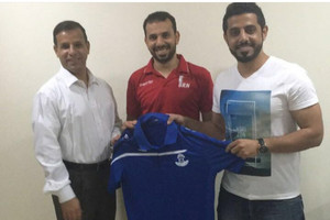 أيمن هرونة باقٍ مع 'طائرة النصر' للموسم الثاني على التوالي