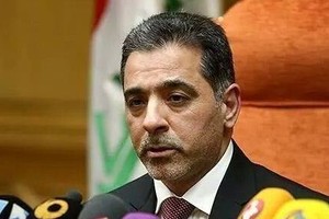 وزير الداخلية العراقي المستقيل يمنع ضباط ومنتسبي الوزارة من الخروج في مظاهرة تأييداً له