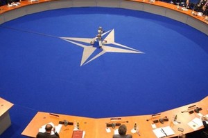 الكرملين: من السخيف أن يتحدث حلف الأطلسي عن تهديد روسي