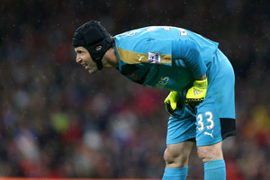 بيتر تشيك يعلن اعتزاله اللعب الدولي