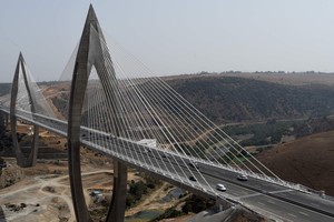 بالصور... 'قنطرة محمد السادس'... أكبر جسر معلق في إفريقيا